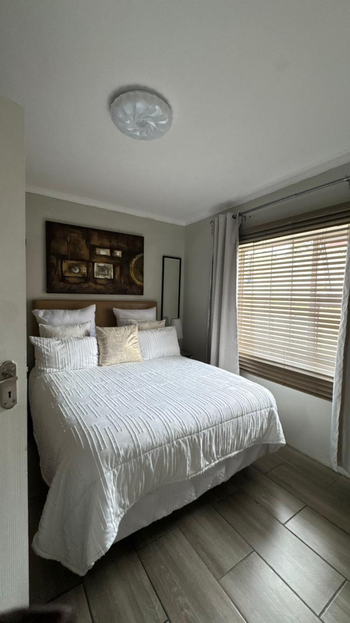 4 Bedroom Property for Sale in Cambridge West Eastern Cape